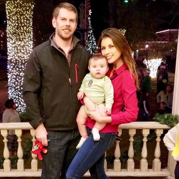 Meet your Posher, Anais - Picture 3 of 3